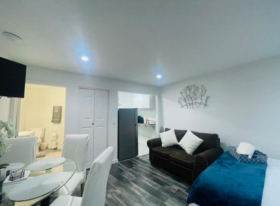 Lovely Sherman Oaks Studio 로스앤젤레스 외부 사진